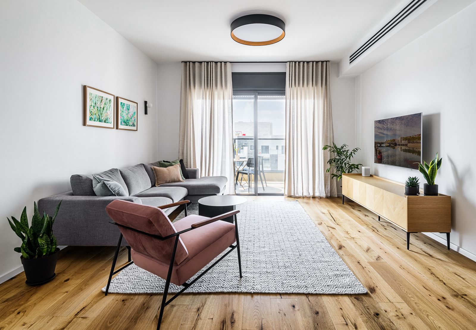 WhatsApp Image 2025-12-22 at 13.36.59(1)