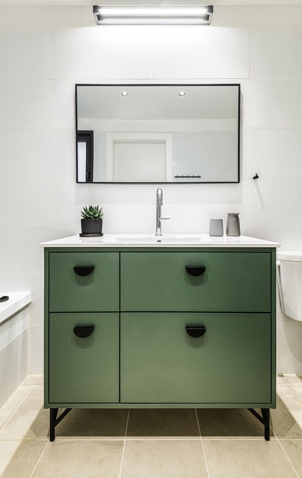 WhatsApp Image 2025-12-22 at 13.37.01(2)